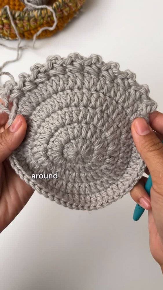 Textured Crochet Round Motif Project