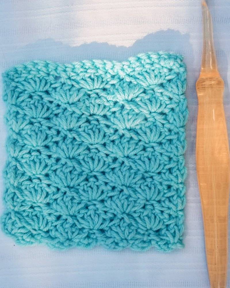Textured Turquoise Fan Stitch Crochet Swatch