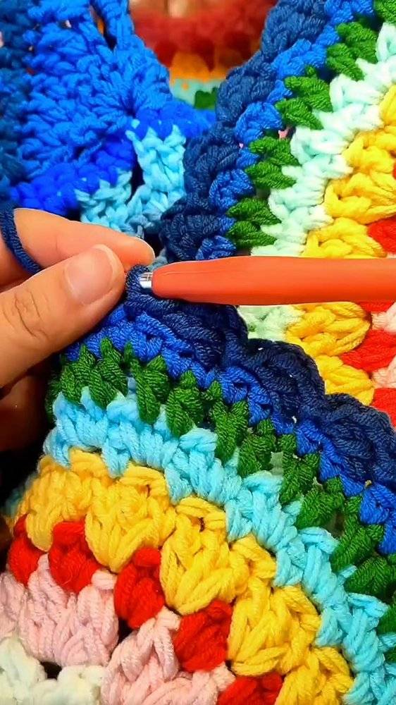 Vibrant Rainbow Crochet Baby Blanket Project