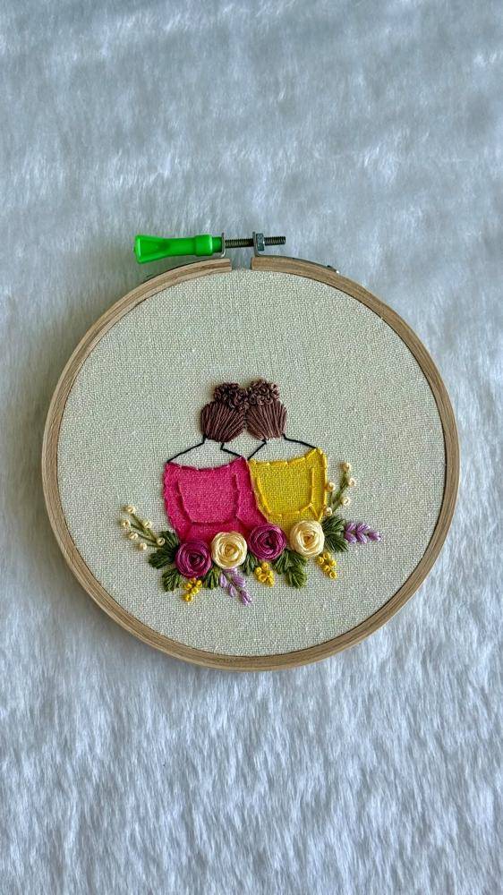 Best Friends Friendship Portrait Embroidery Hoop
