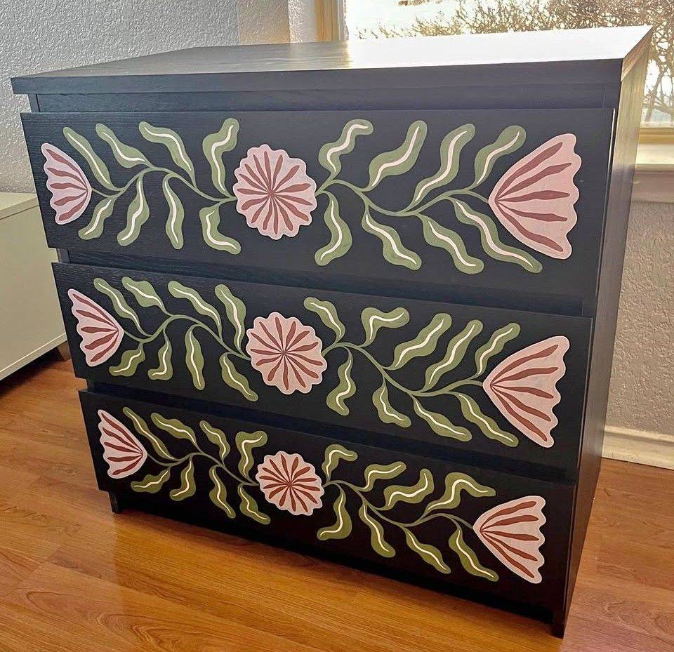 Folk Art Floral Painted Dresser Makeover