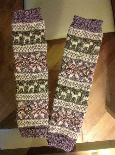 27 DIY Leg Warmers Knitting Patterns Nordic Fair Isle Knit Leg Warmers