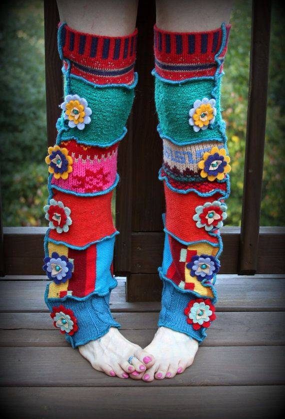 27 DIY Leg Warmers Knitting Patterns Patchwork Crochet Leg Warmers with Flower Appliqués