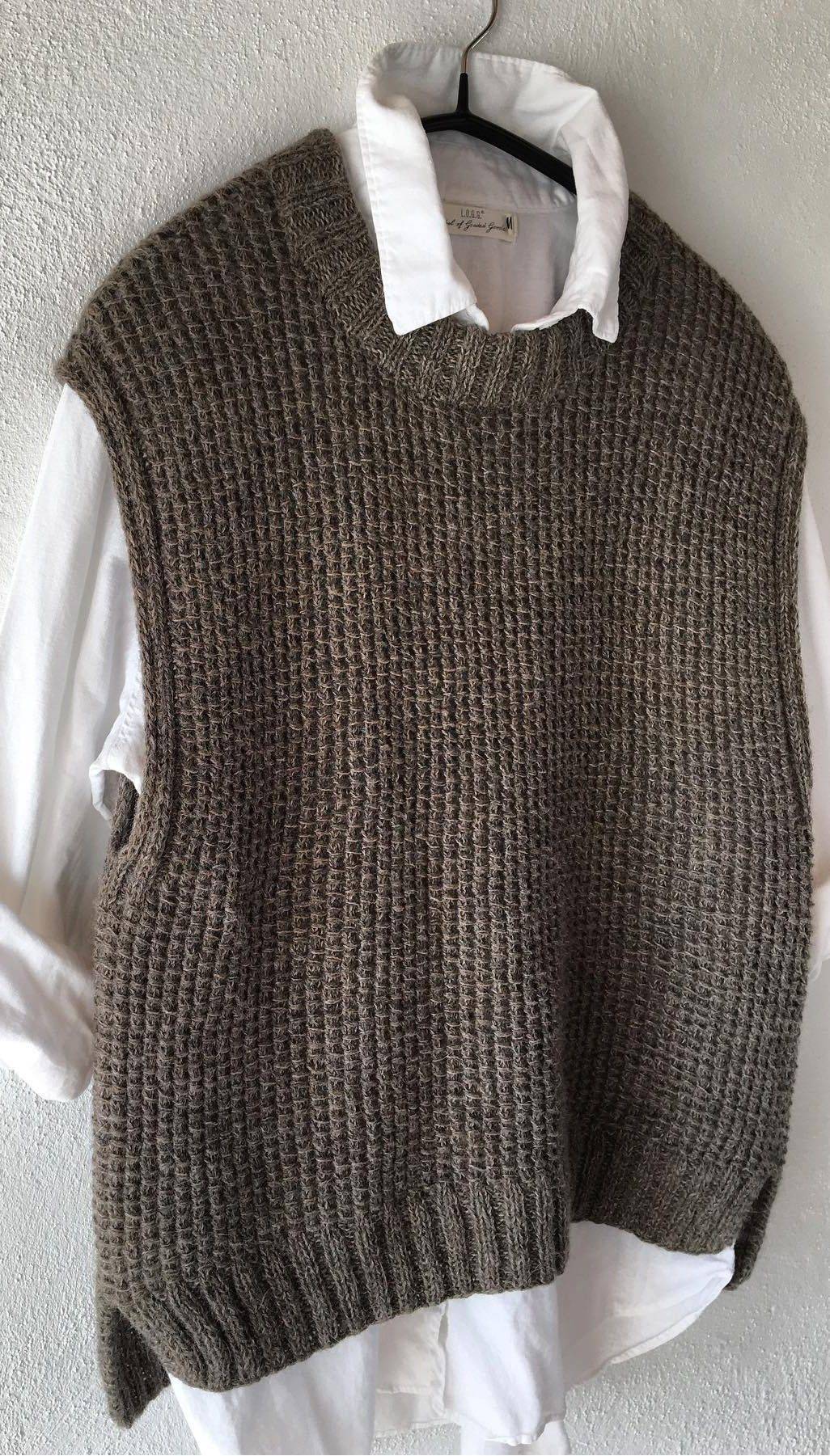 22 Knit Vest Patterns Textured Knit Vest with Ribbed Collar