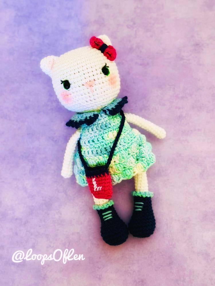 Adorable Amigurumi Cat Toy