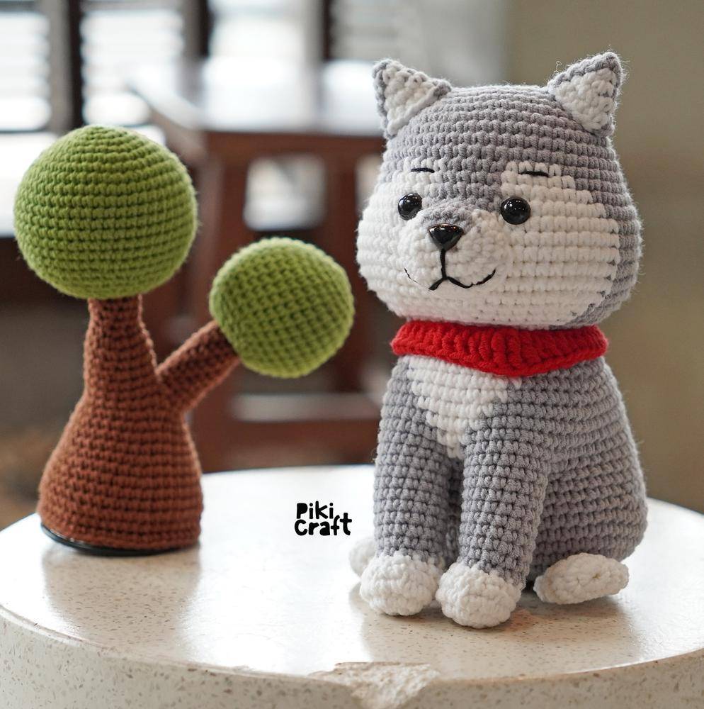 Adorable Crochet Husky Amigurumi