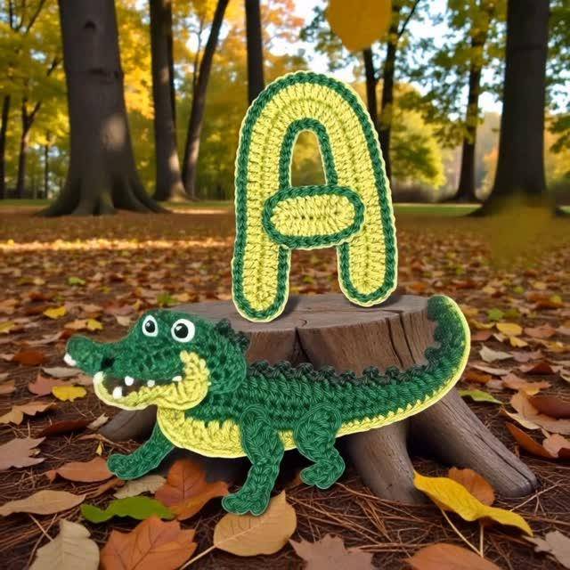 Amigurumi Alligator and Alphabet Applique Crochet Pattern
