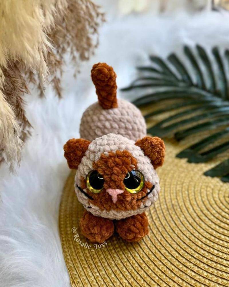 Amigurumi Cat Plush Toy Project