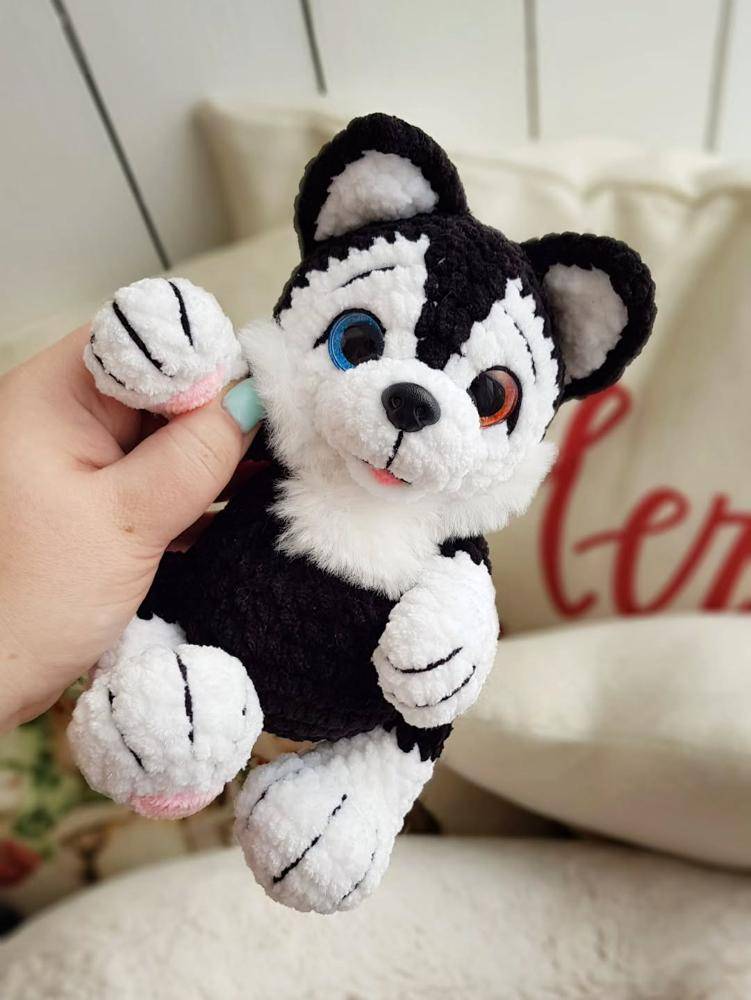 Amigurumi Crochet Husky Dog Toy