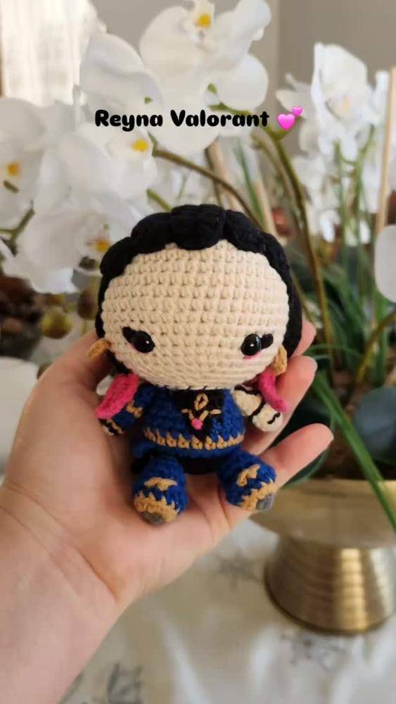 Amigurumi Reyna Valorant Character Crochet Doll