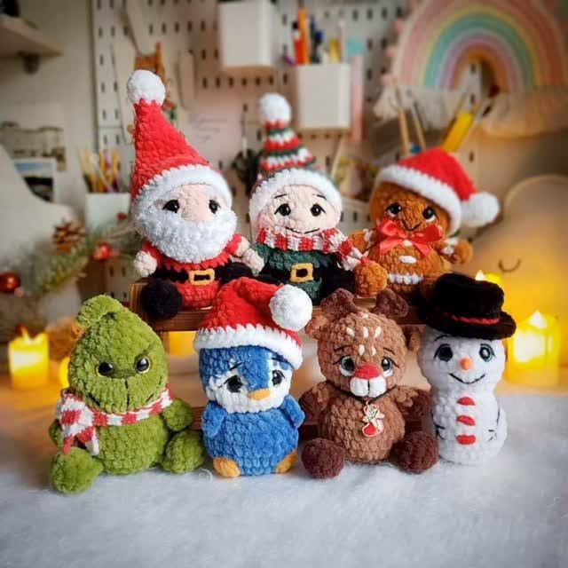 Charming Crochet Christmas Amigurumi Figures