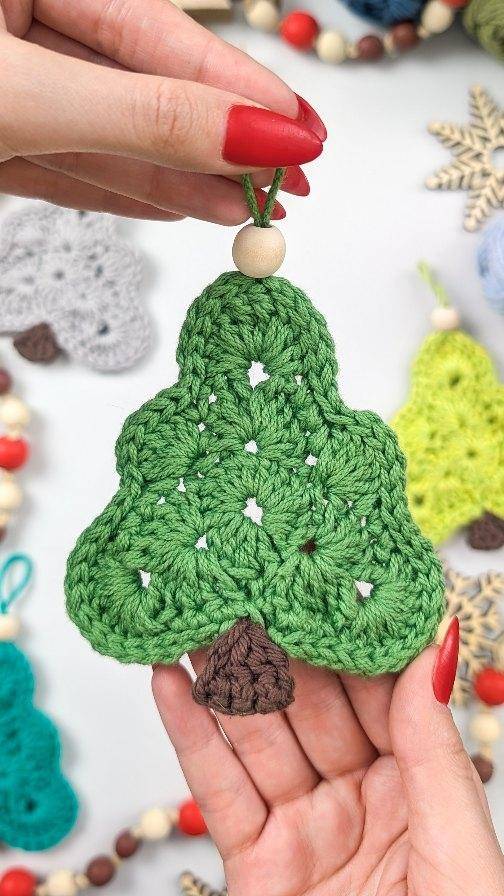 Charming Crochet Christmas Tree Ornament