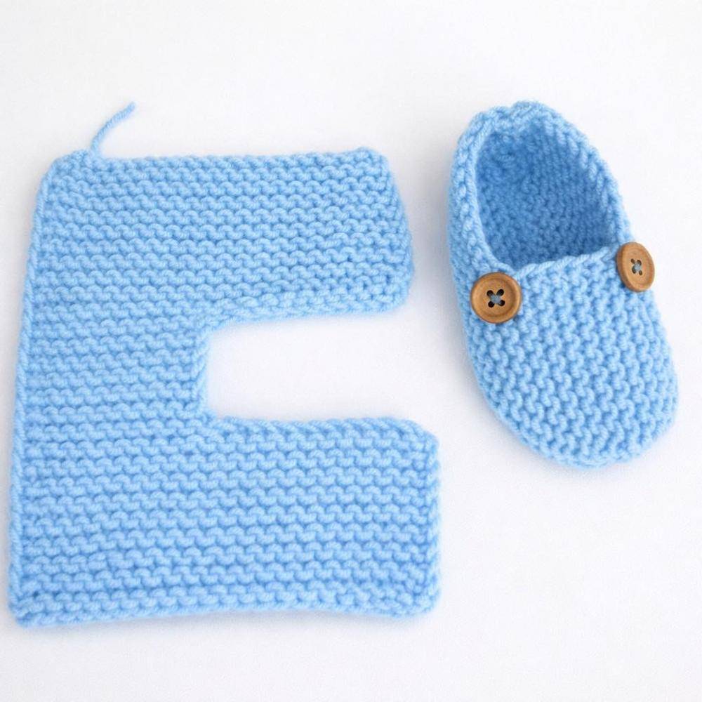 Charming Knitted Baby Booties with Button Accent