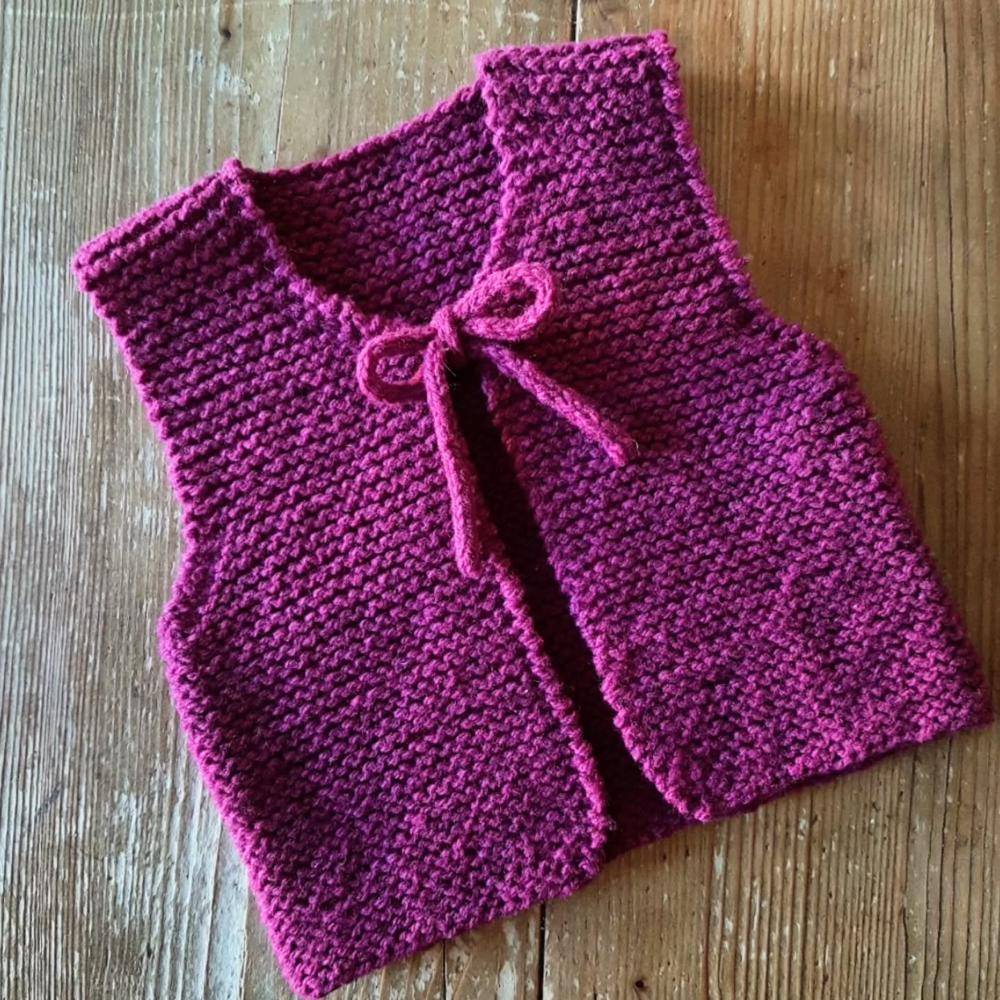 Charming Seed Stitch Knitted Vest with Tie Closure