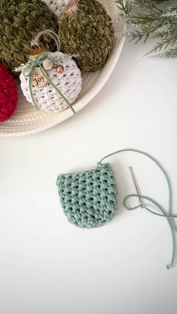 Chunky Crochet Christmas Ornaments