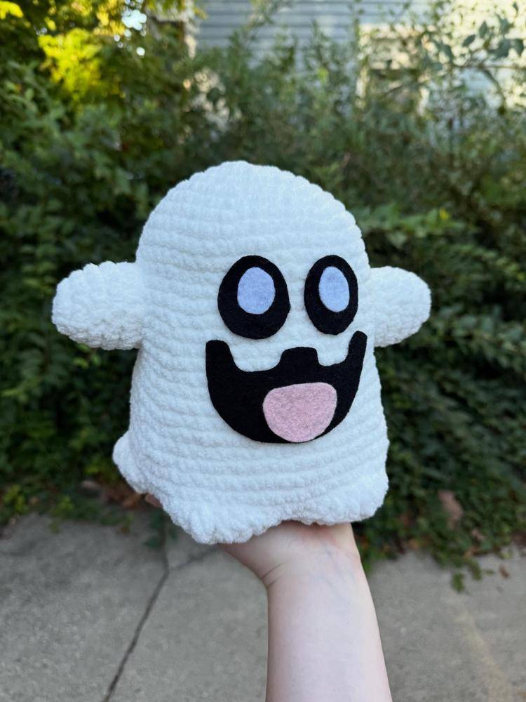 Chunky Crochet Ghost Amigurumi