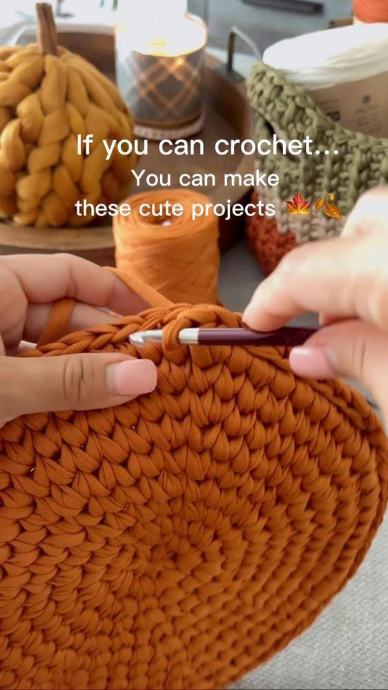 Chunky Crochet Harvest Basket Project