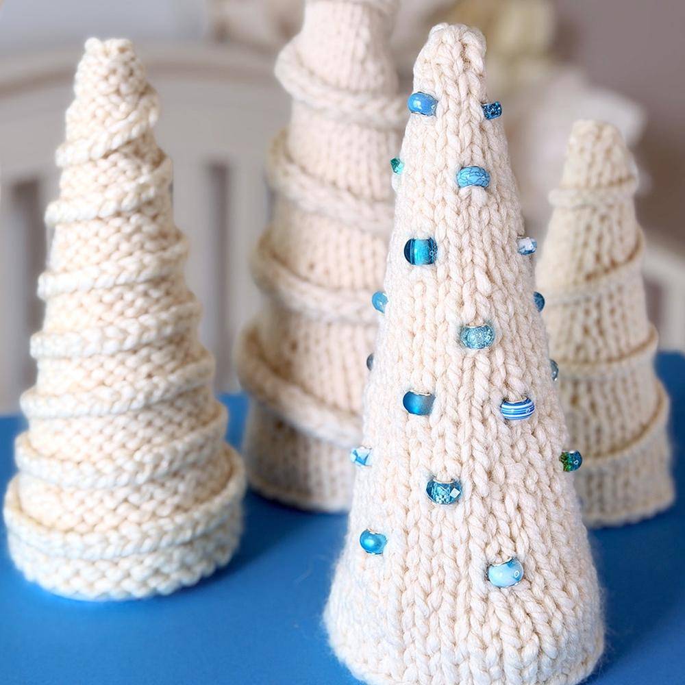 Chunky Knitted Christmas Tree Decor