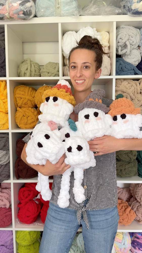 Chunky Plush Ghost Amigurumi Toys
