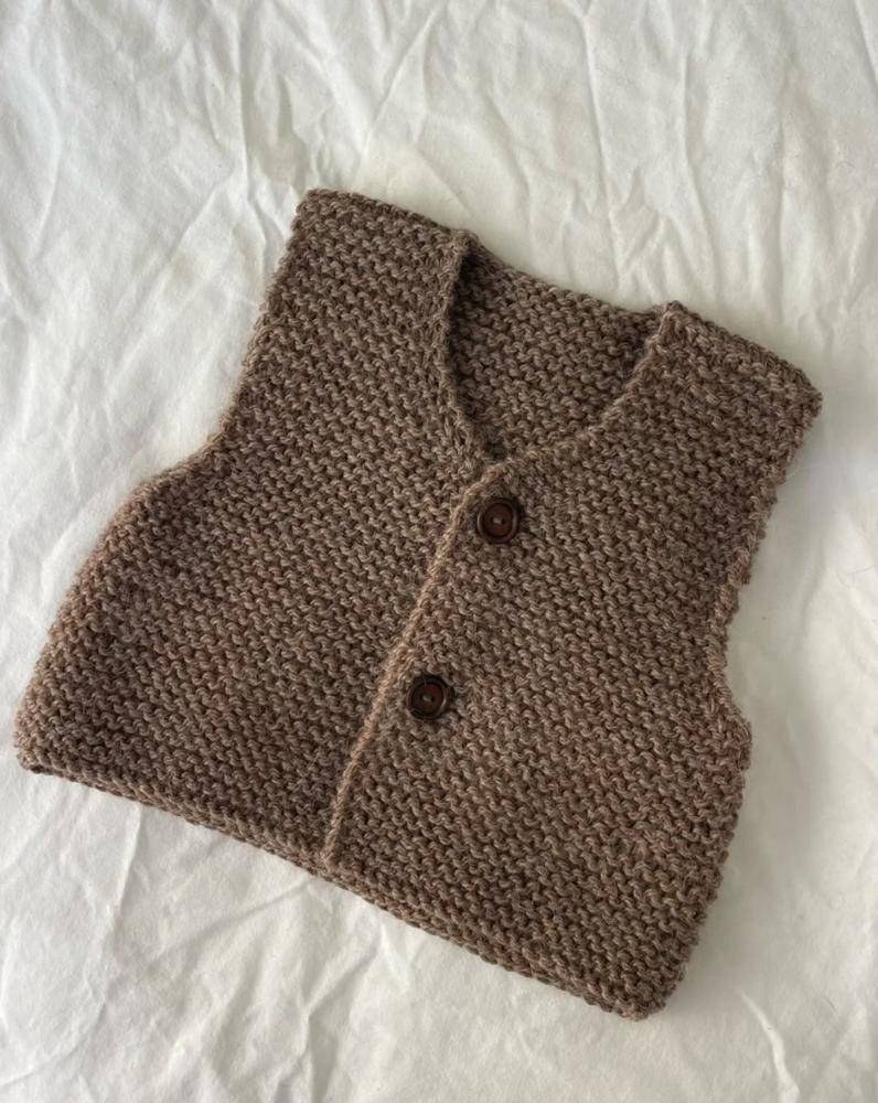Classic Garter Stitch Button-Up Knitted Vest