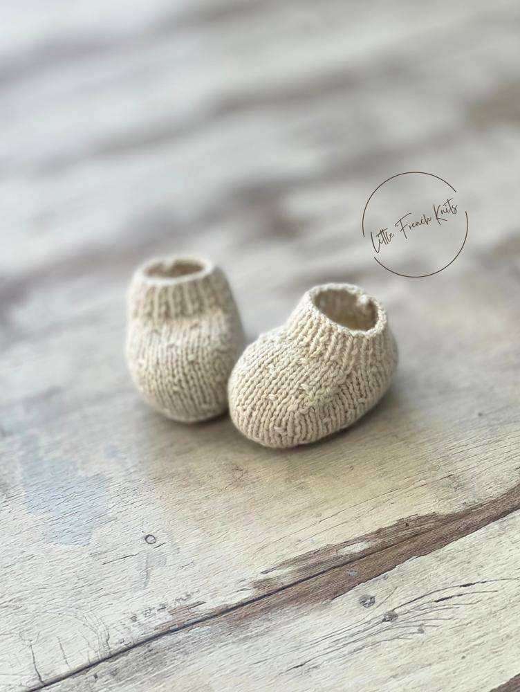 Classic Ribbed Knit Baby Booties Pattern