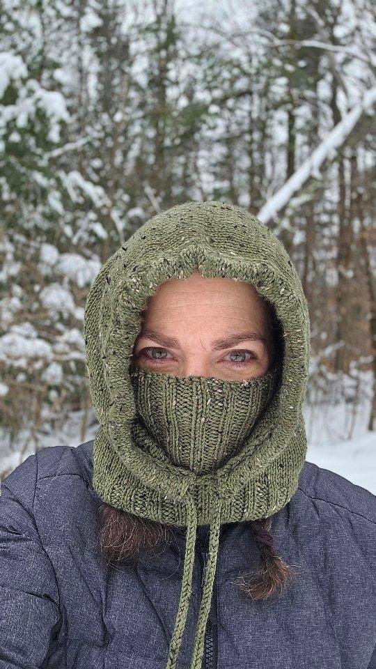 Cozy Seed Stitch Knitted Balaclava Pattern
