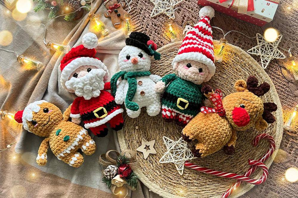 Crochet Christmas Amigurumi Collection