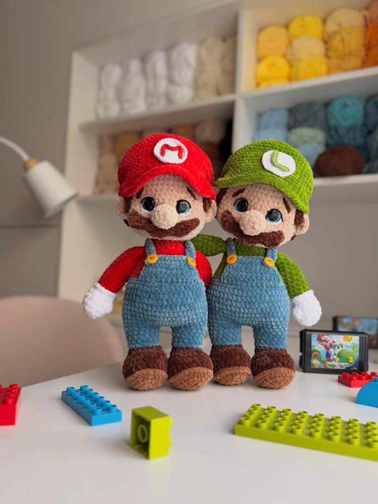 Crochet Mario and Luigi Amigurumi Duo
