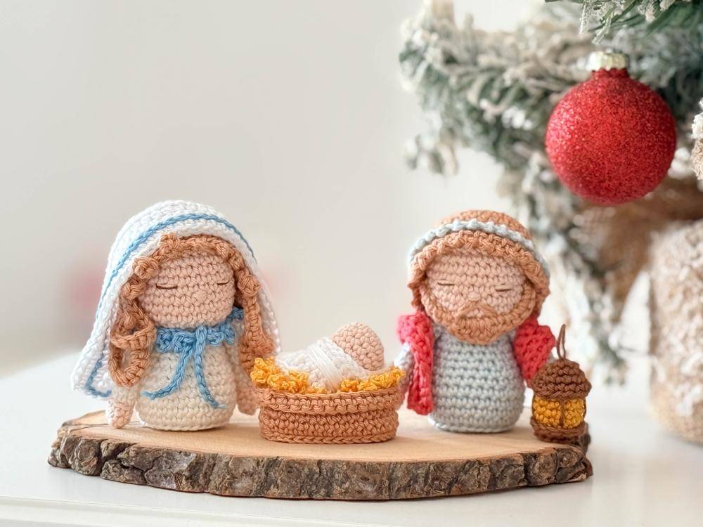 Crocheted Nativity Scene Amigurumi Set