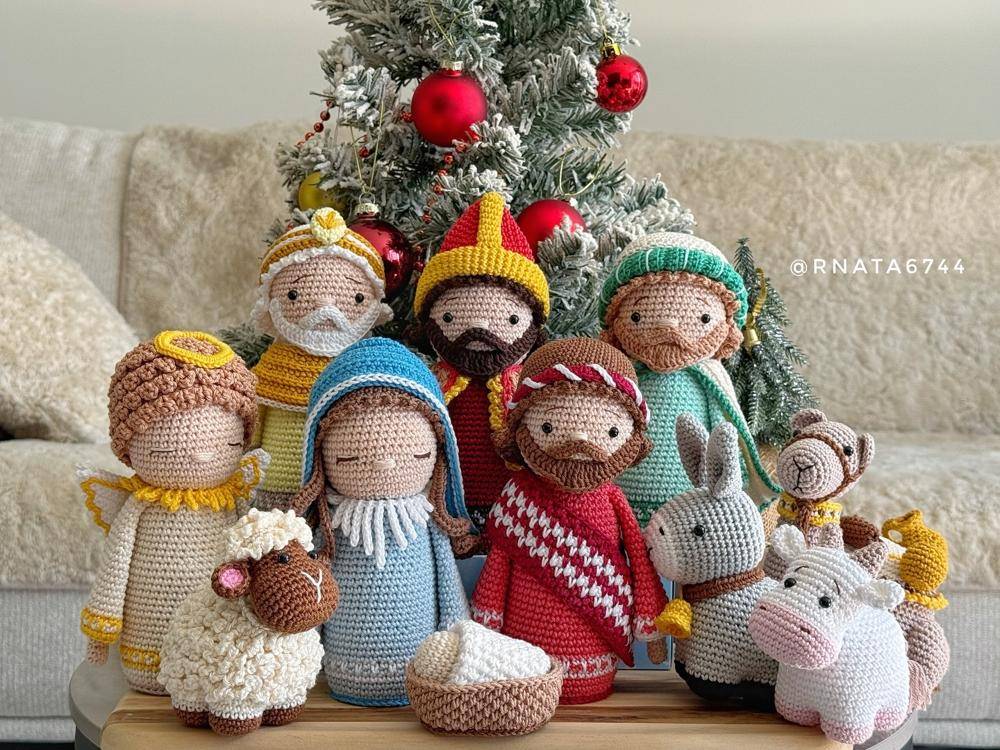 Crocheted Nativity Scene Set