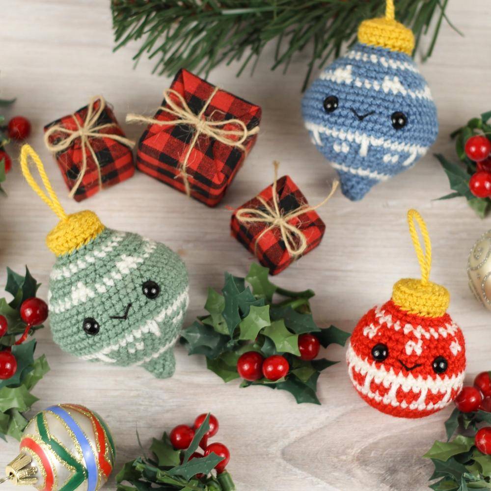 Cute Amigurumi Crochet Ornaments and Gifts