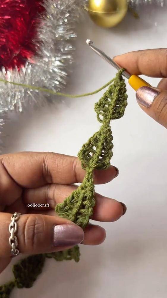 Delicate Green Leaf Crochet Garland