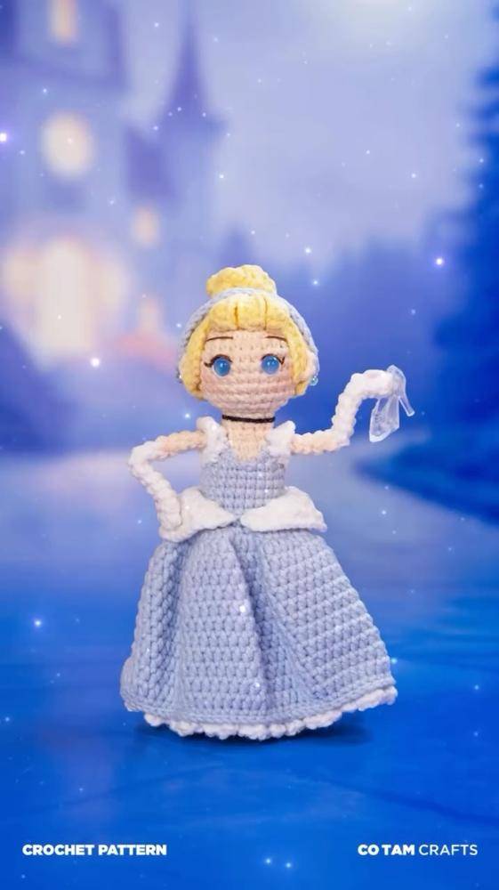 Enchanting Crochet Cinderella Amigurumi