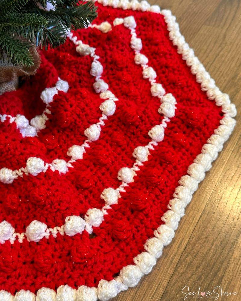 Festive Bobble Stitch Crochet Tree Skirt