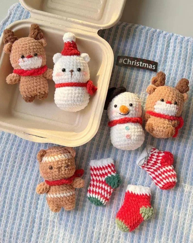 Festive Crochet Christmas Amigurumi Characters