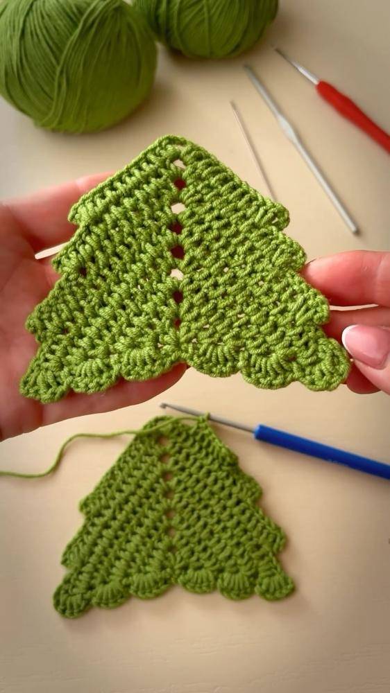 Festive Crochet Christmas Tree Applique