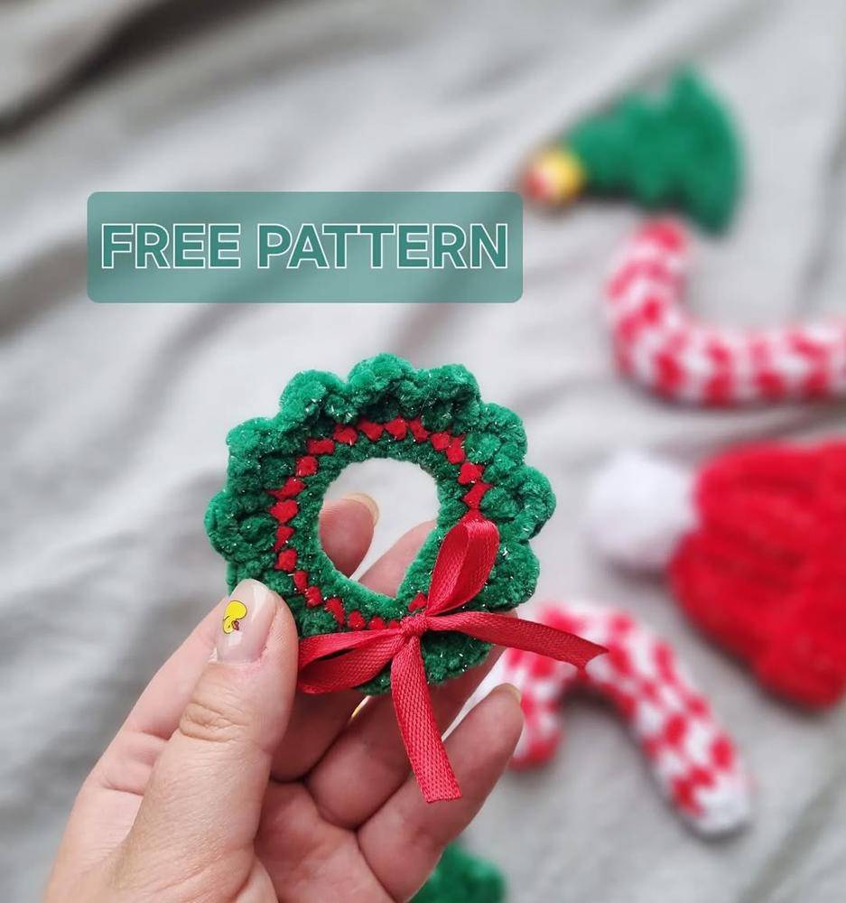 Festive Crochet Mini Wreath Ornament