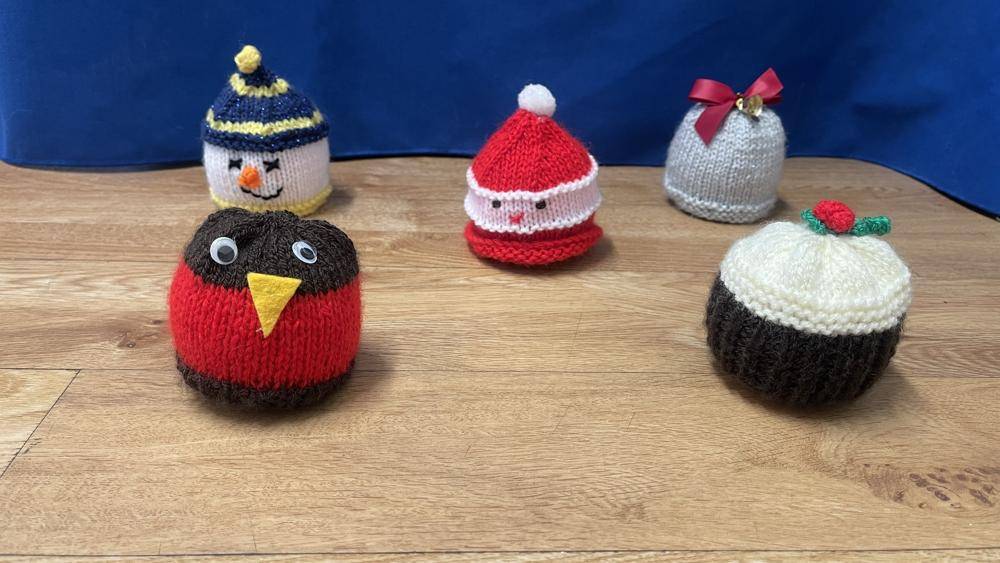 Festive Knitted Christmas Characters and Treats