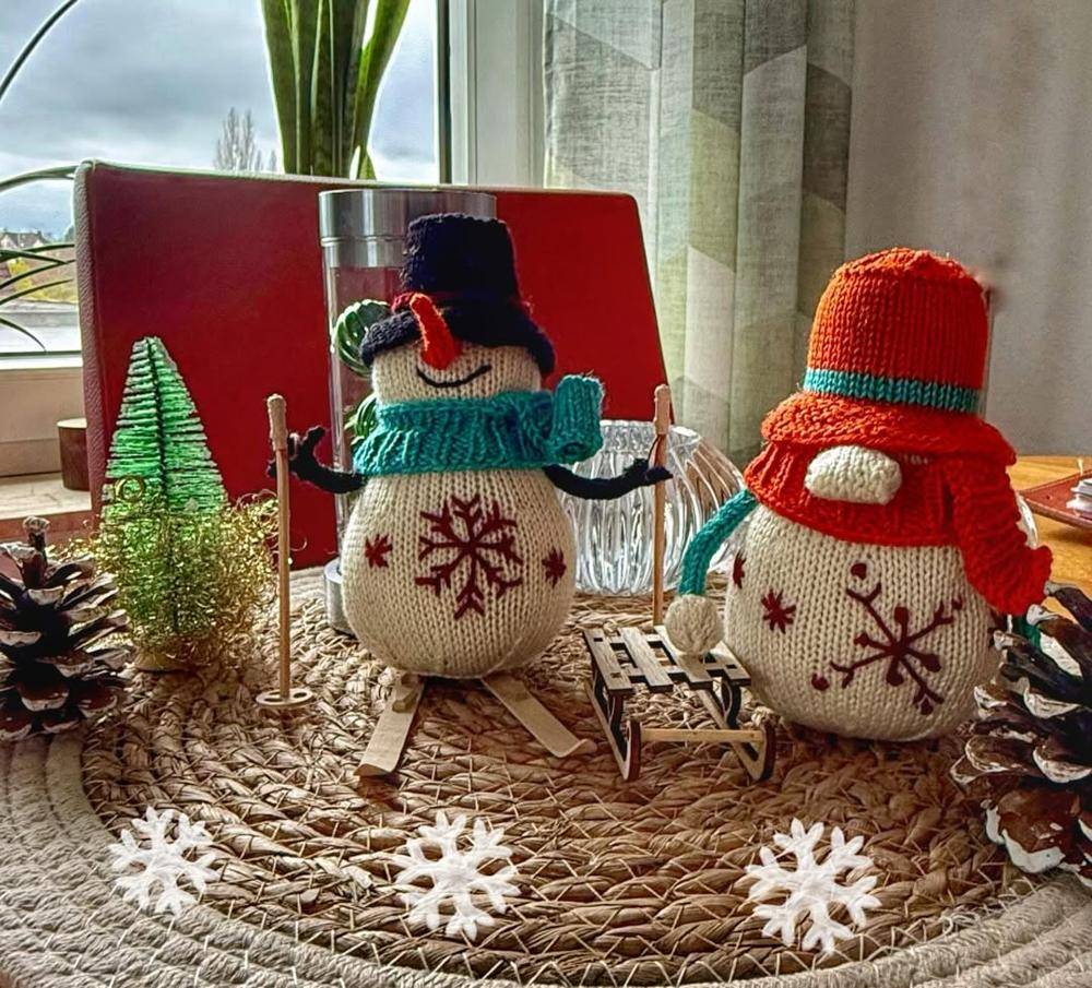 Hand-Knitted Winter Snowman Duo Decor Project