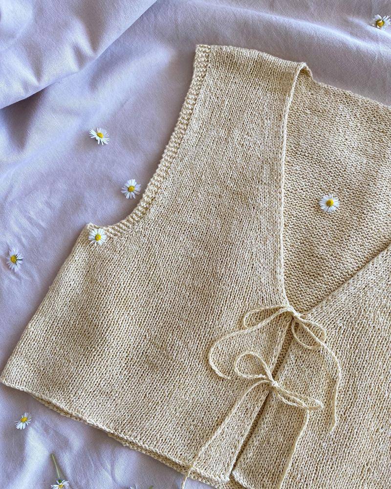 Lightweight Knit Tie-Front Vest Pattern