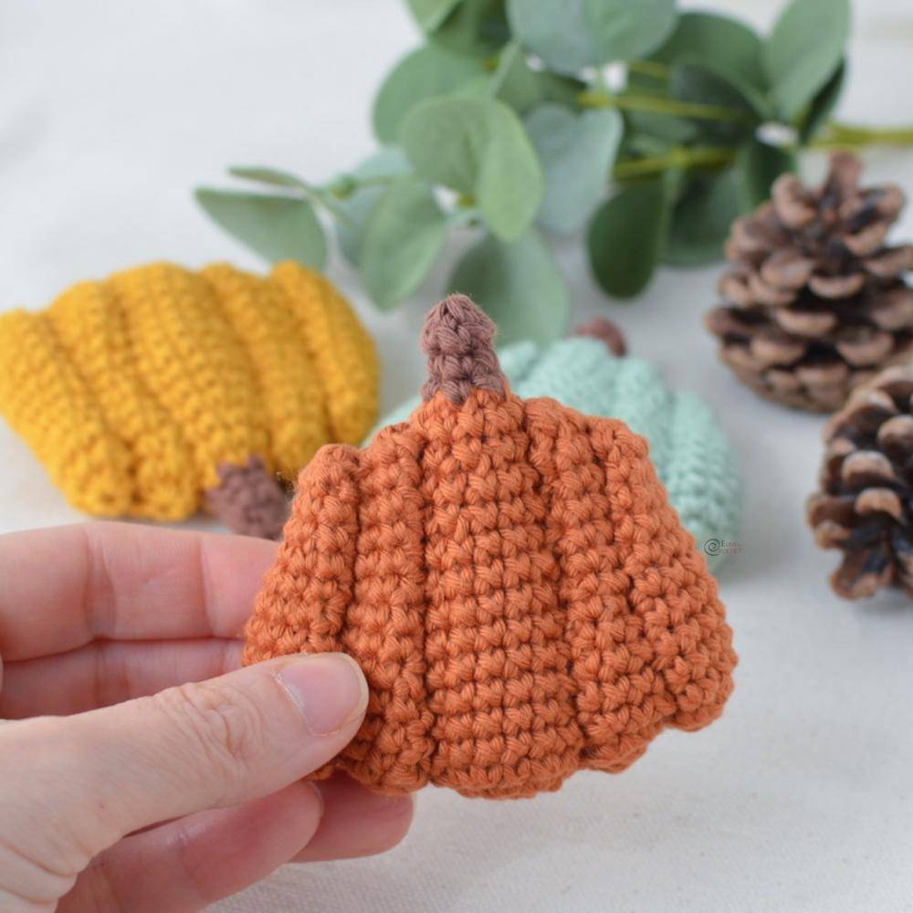 Mini Amigurumi Pumpkins