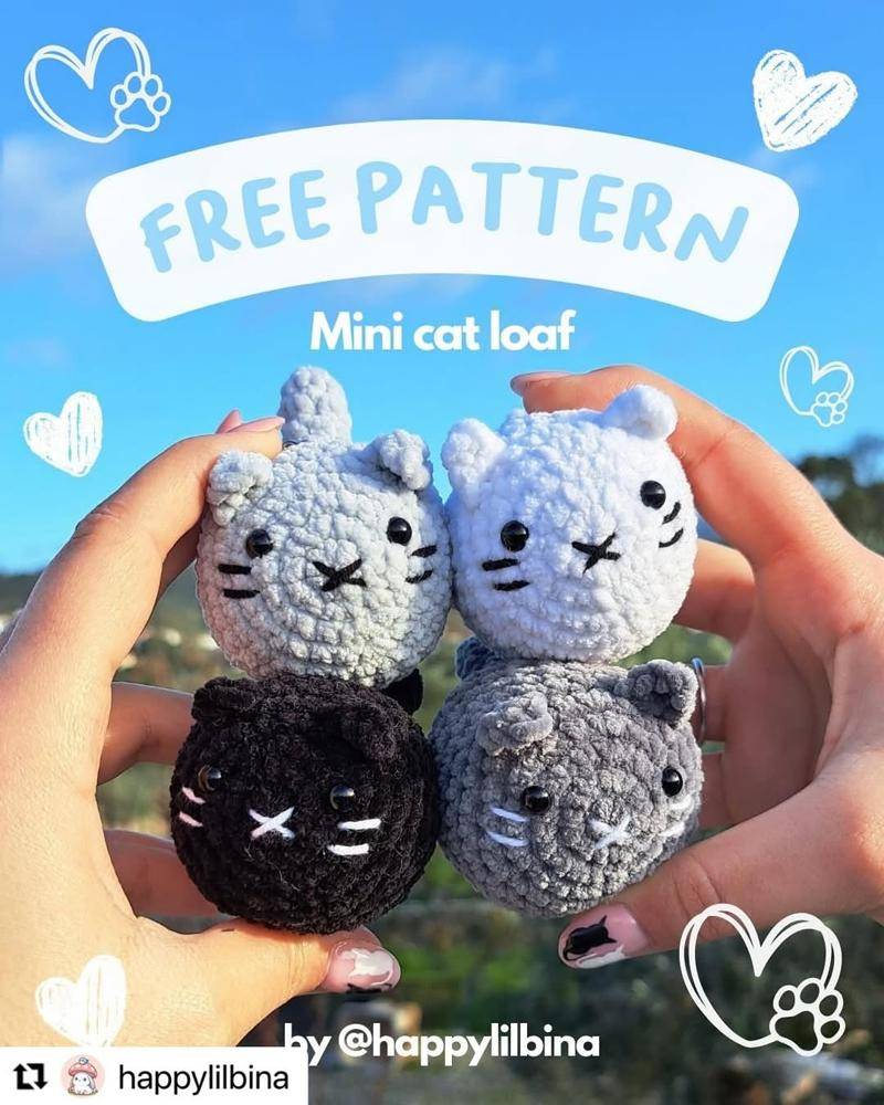 Mini Crochet Cat Loaf Amigurumi
