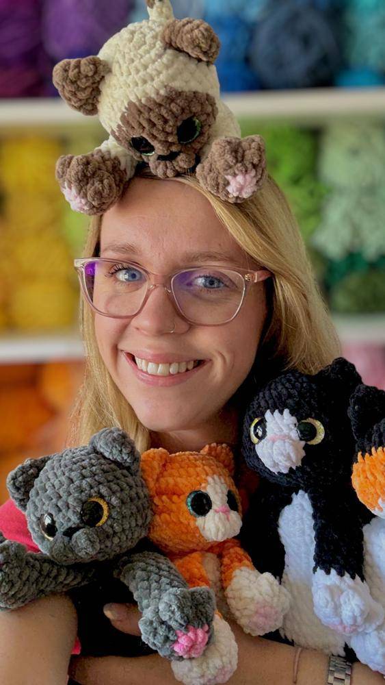 Plush Amigurumi Cat Applique Trio