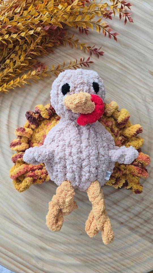 Plush Crochet Turkey Applique Decoration