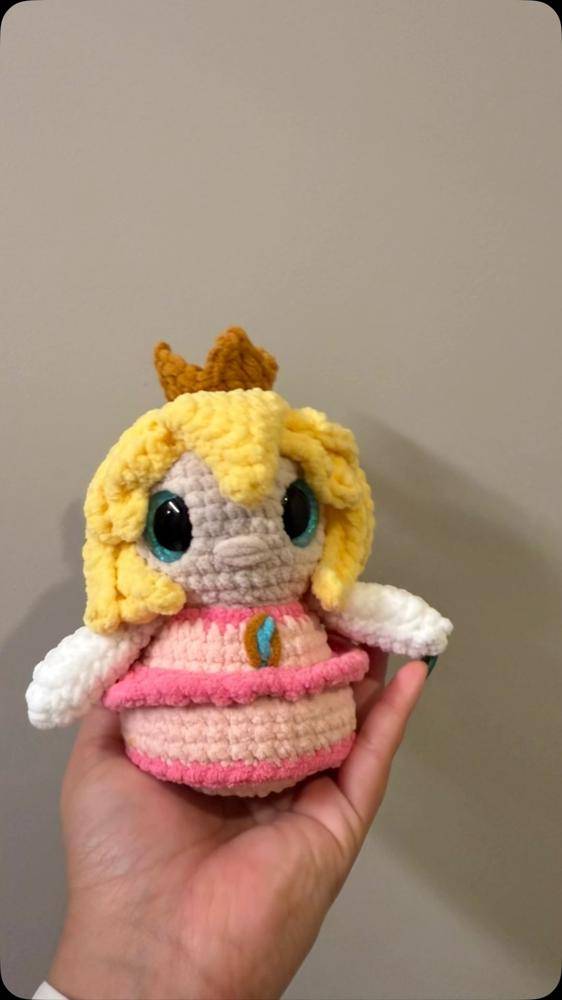 Princess Peach Amigurumi Crochet Doll