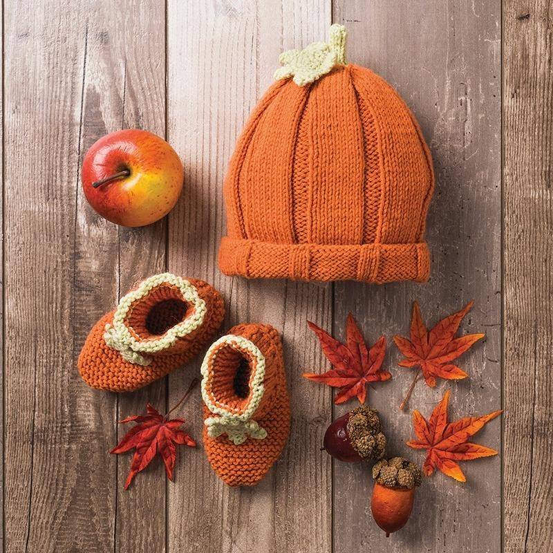 Pumpkin-Inspired Knitted Baby Booties and Hat Set