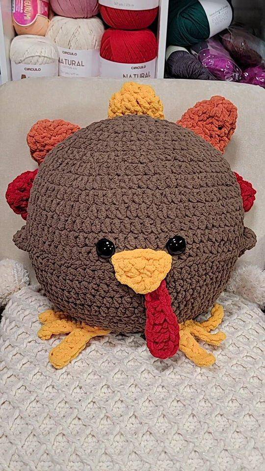 Round Crochet Turkey Amigurumi