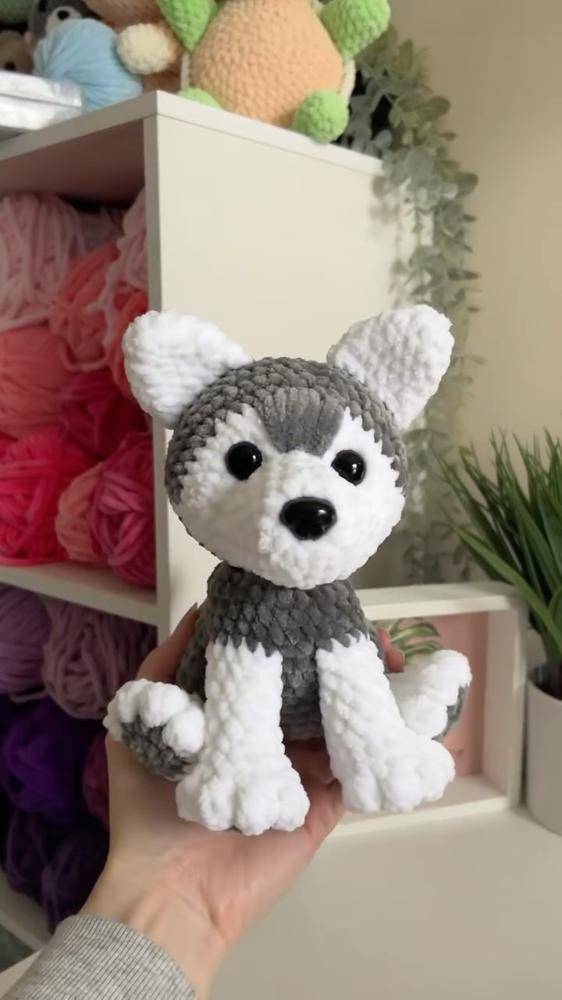 Soft Crochet Husky Amigurumi Toy