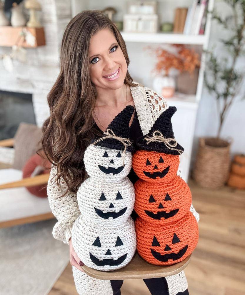 Stacked Crochet Pumpkins with Witch Hats
