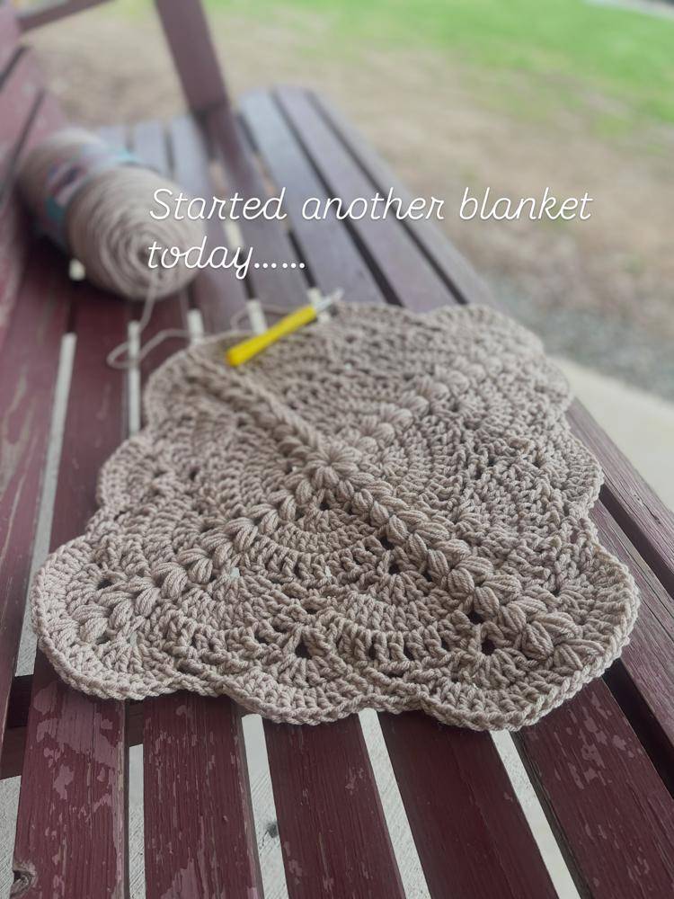 Textured Crochet Circular Blanket Motif